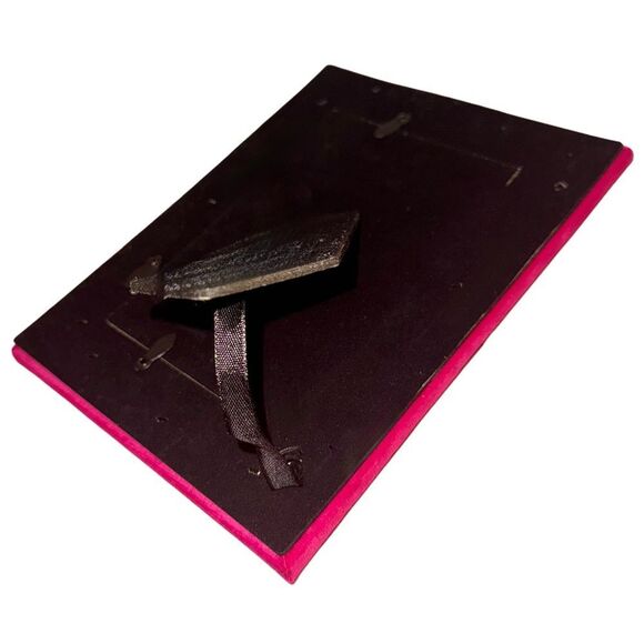 Juicy Couture Home Pink Velvet Heart Print Stand Up Photo Picture Frame 4”x 6” - Picture 6 of 8